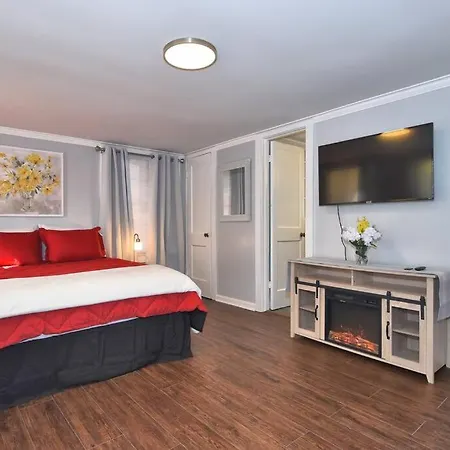 Blue Flamingo'S Adorable Guest House -Tu-Cherry St-Expo-Downtown-11T